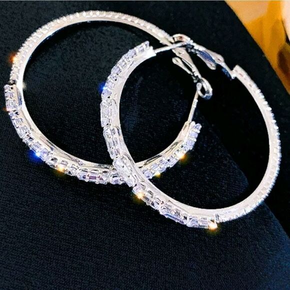 925 Women's Diamond 💎 Hoop Earrings - Picture 2 of 6